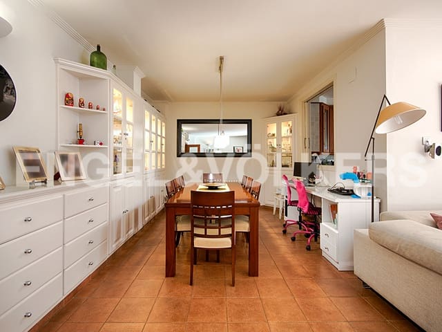 4 bedroom Terraced Villa for sale in Figueres with garage - € 530,000 (Ref: 9283468)