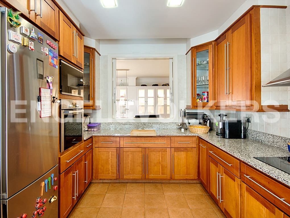 4 sypialnia Dom szeregowy na sprzedaż w Figueres z garażem - 530 000 € (Ref: 9283468)