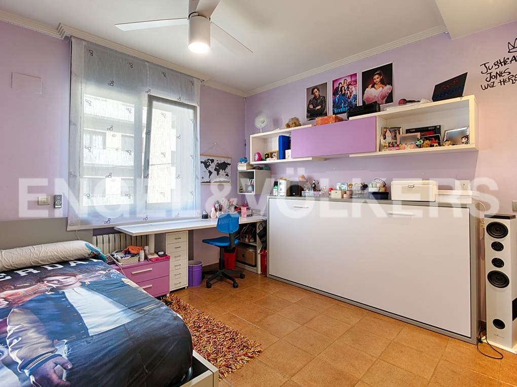 4 sypialnia Dom szeregowy na sprzedaż w Figueres z garażem - 530 000 € (Ref: 9283468)