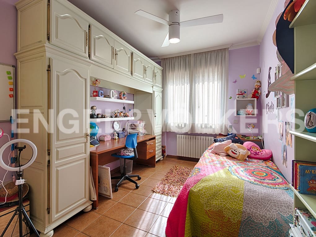 4 sypialnia Dom szeregowy na sprzedaż w Figueres z garażem - 530 000 € (Ref: 9283468)