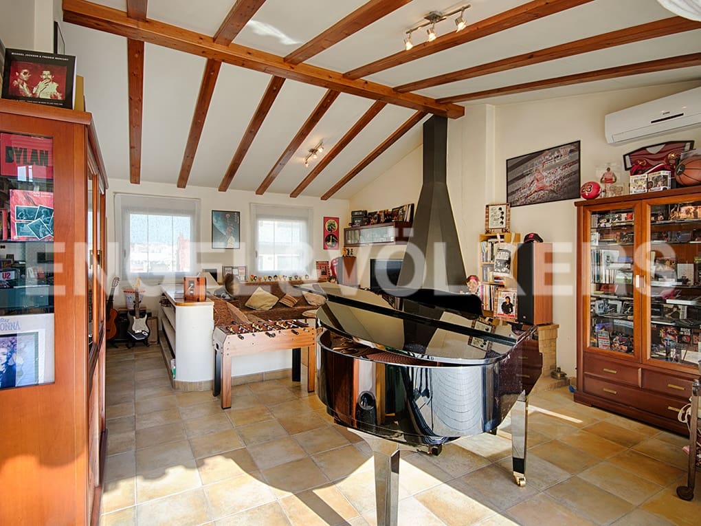 4 sypialnia Dom szeregowy na sprzedaż w Figueres z garażem - 530 000 € (Ref: 9283468)