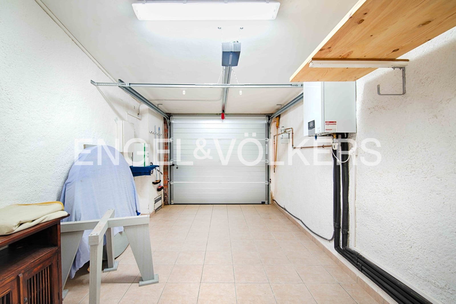 6 sovrum Villa till salu i Empuriabrava med pool garage - 1 050 000 € (Ref: 9283556)