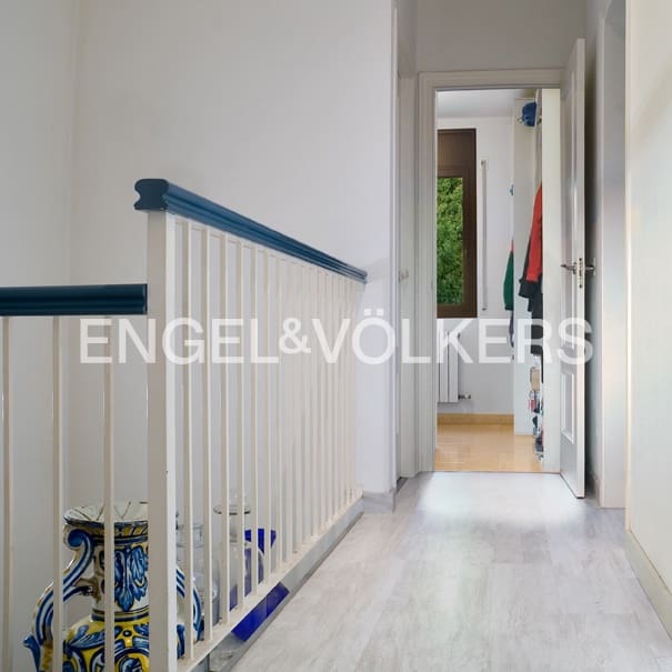 5 soveværelse Rækkehus til salg i Vilamaniscle med garage - € 359.000 (Ref: 9298871)