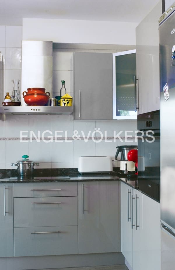 5 soveværelse Rækkehus til salg i Vilamaniscle med garage - € 359.000 (Ref: 9298871)