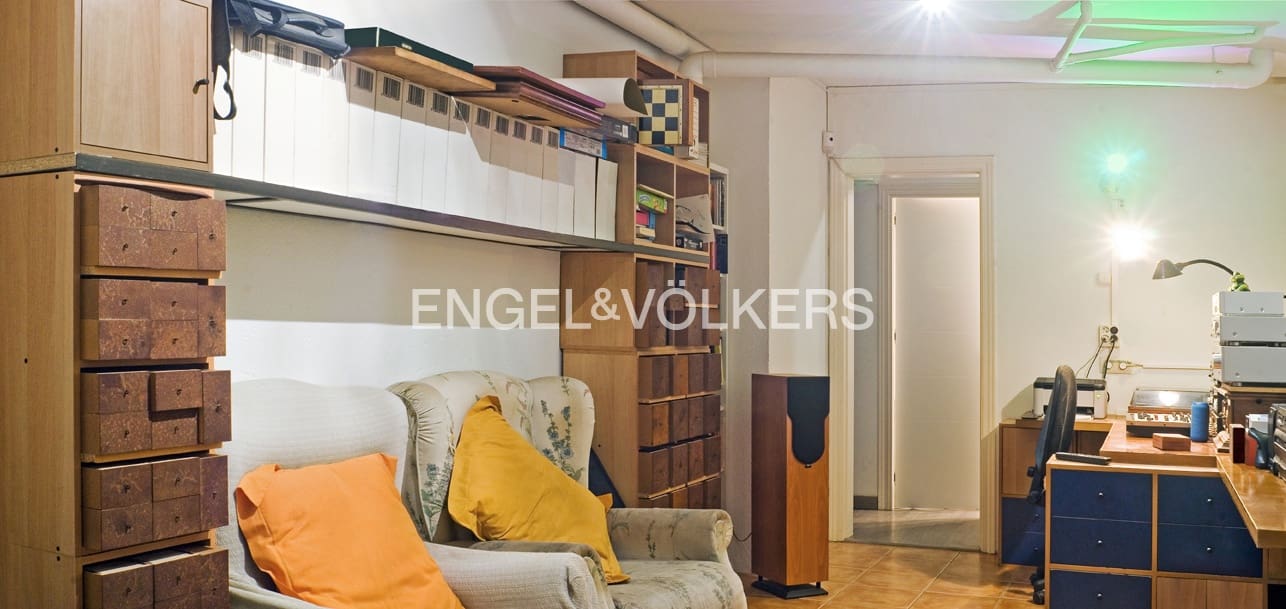 5 soveværelse Rækkehus til salg i Vilamaniscle med garage - € 359.000 (Ref: 9298871)