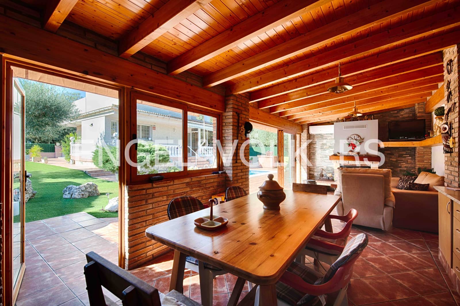 4 sovrum Villa till salu i Avinyonet de Puigventos med pool garage - 480 000 € (Ref: 9307005)