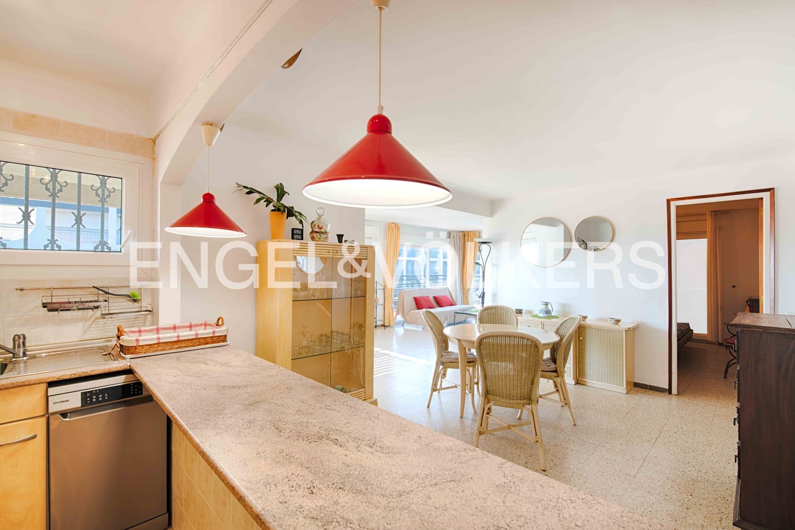 2 bedroom Apartment for sale in Empuriabrava - € 420,000 (Ref: 9309079)