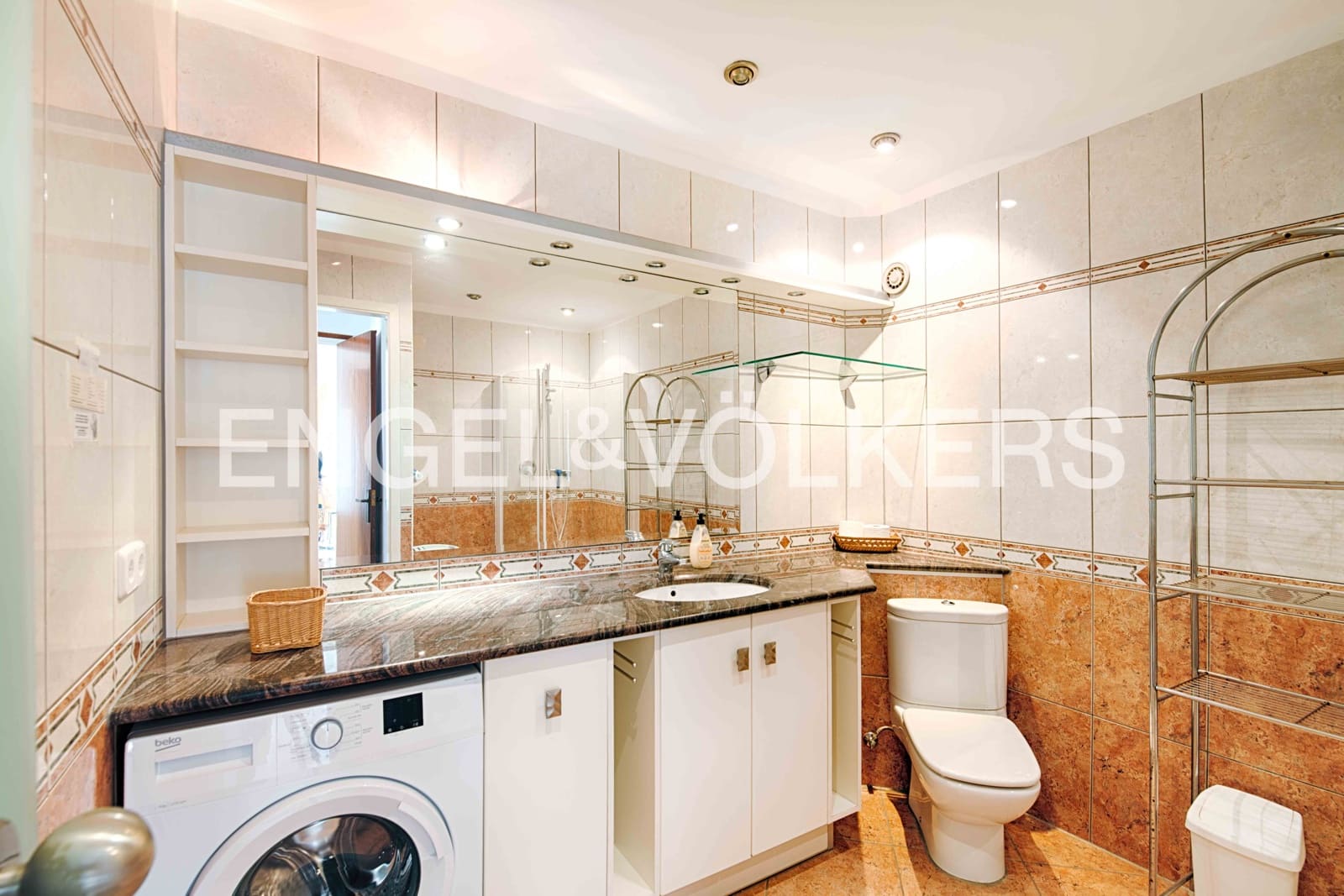 2 bedroom Apartment for sale in Empuriabrava - € 420,000 (Ref: 9309079)