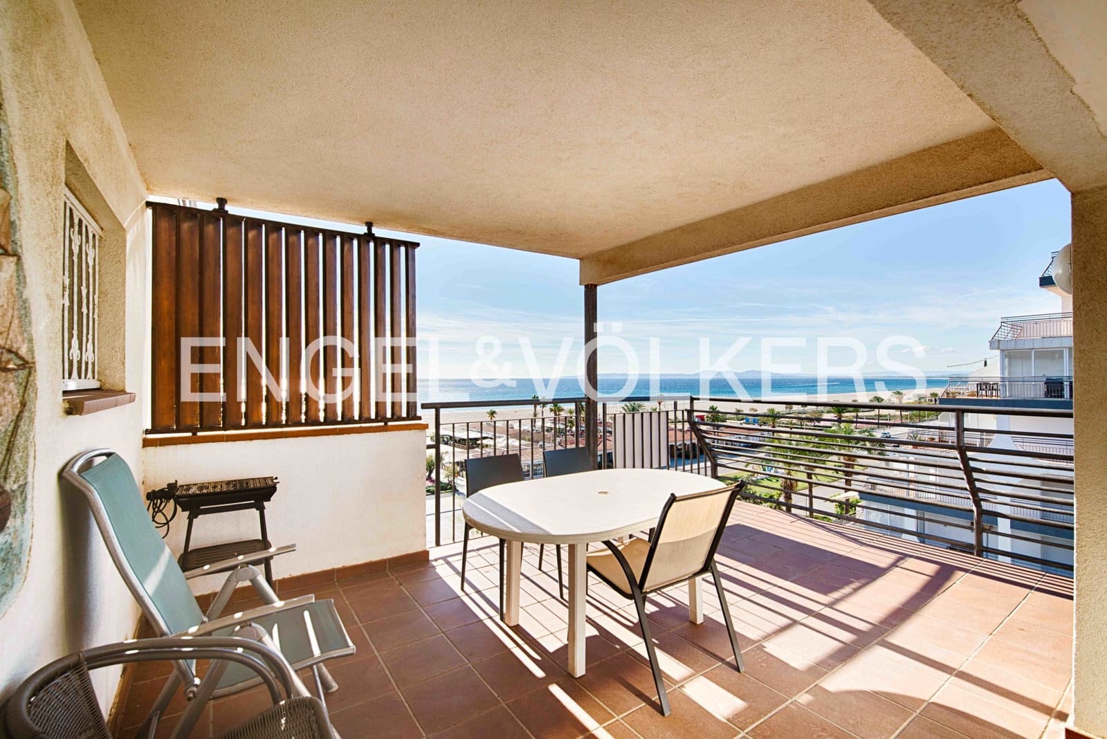2 sovrum Lägenhet till salu i Empuriabrava - 420 000 € (Ref: 9309079)