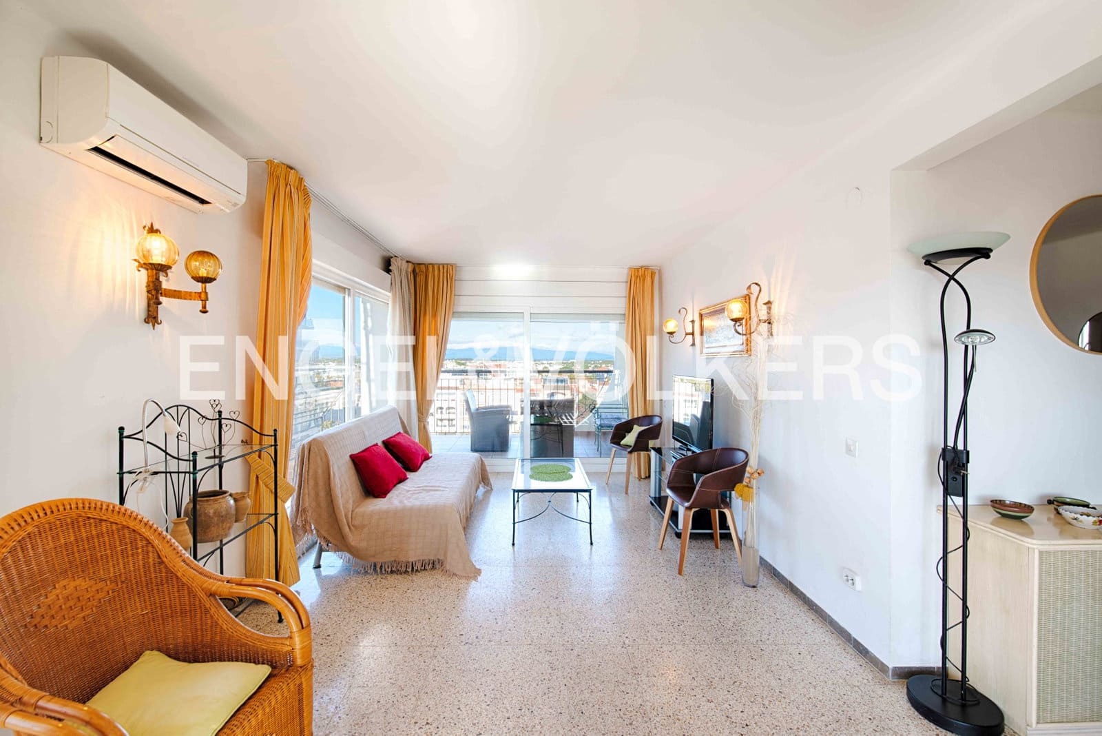 2 sovrum Lägenhet till salu i Empuriabrava - 420 000 € (Ref: 9309079)