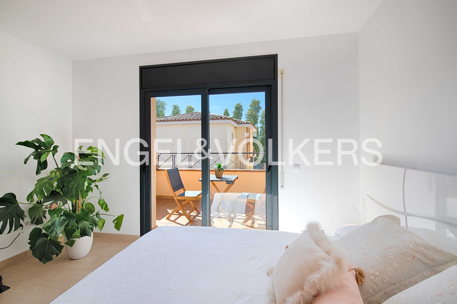 4 makuuhuone Huvila myytävänä paikassa Empuriabrava mukana uima-altaan 
autotalli - 490 000 € (Ref: 9314663)