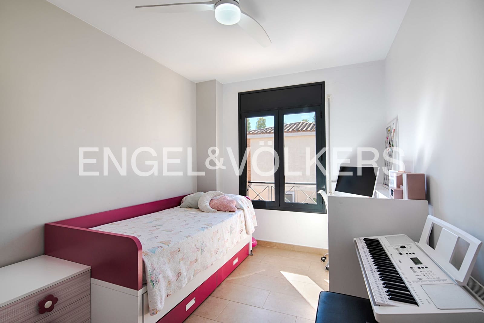 4 makuuhuone Huvila myytävänä paikassa Empuriabrava mukana uima-altaan 
autotalli - 490 000 € (Ref: 9314663)