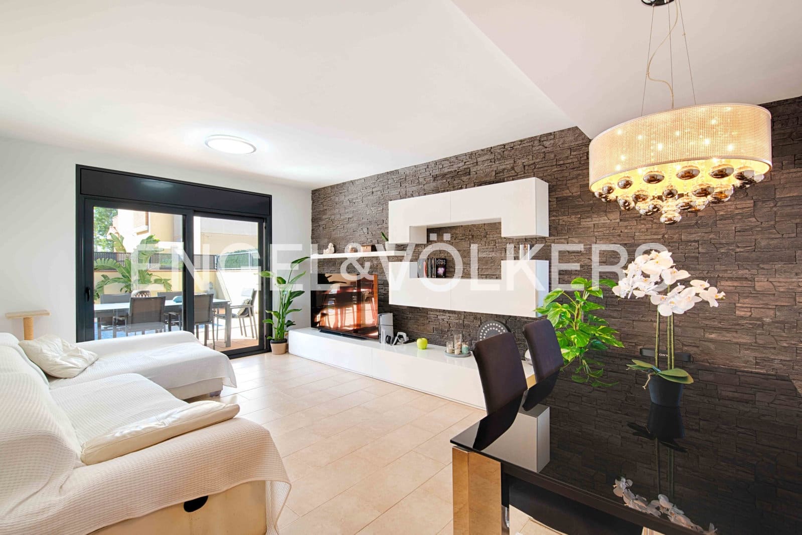 4 quarto Moradia para venda em Empuriabrava com piscina garagem - 470 000 € (Ref: 9314663)