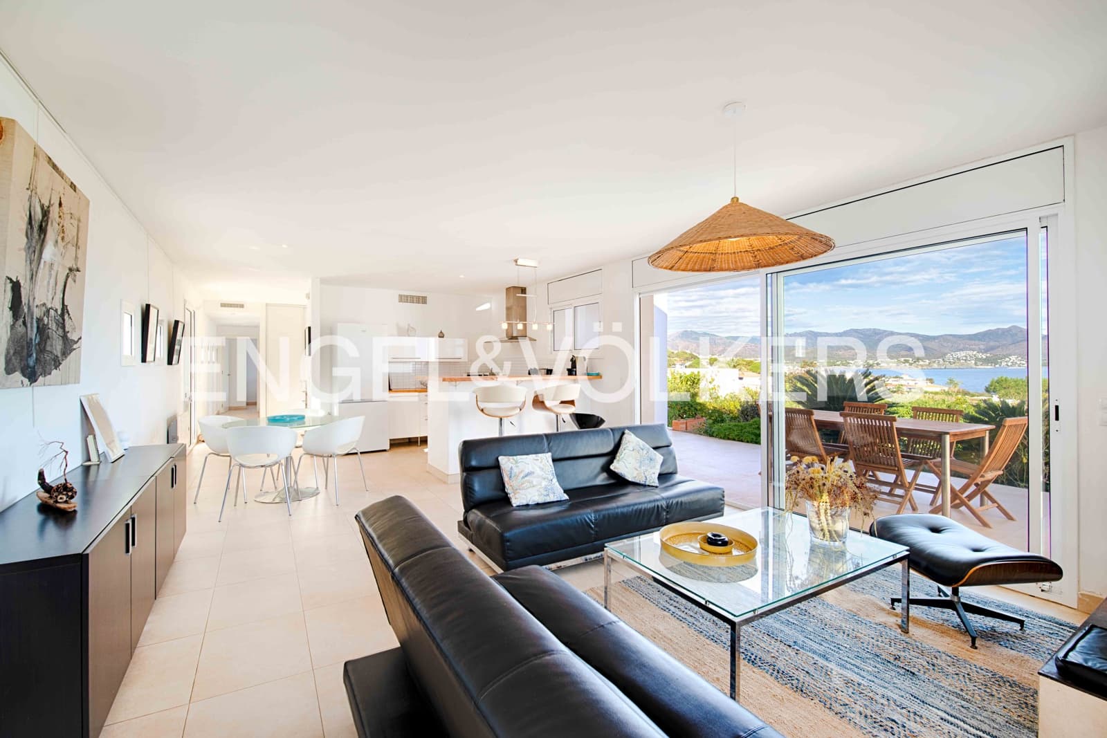 3 bedroom Villa for sale in El Port de la Selva with pool garage - € 935,000 (Ref: 9343640)