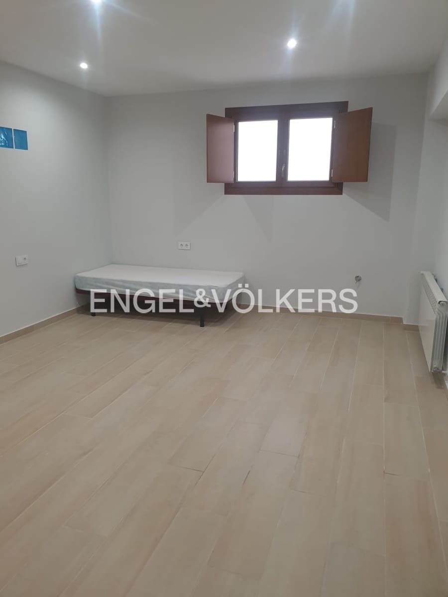 5 quarto Casa em Banda para venda em Cantallops - 285 000 € (Ref: 9349815)