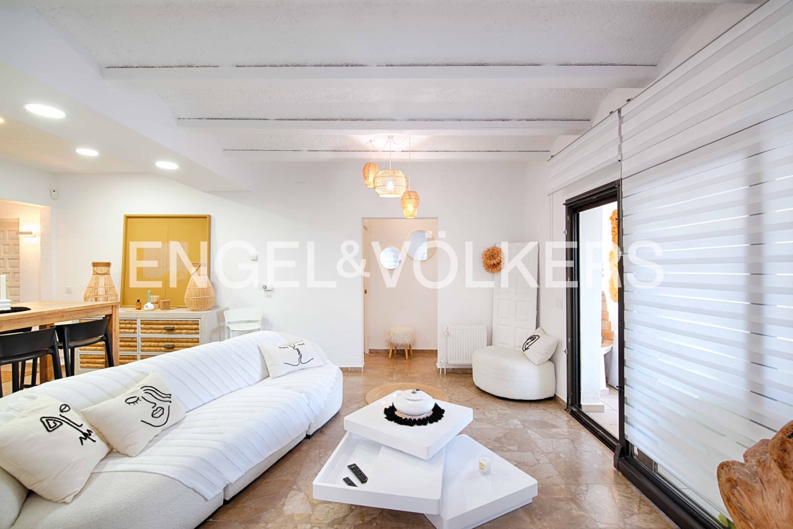 3 slaapkamer Villa te koop in Empuriabrava met zwembad garage - € 1.390.000 (Ref: 9352160)