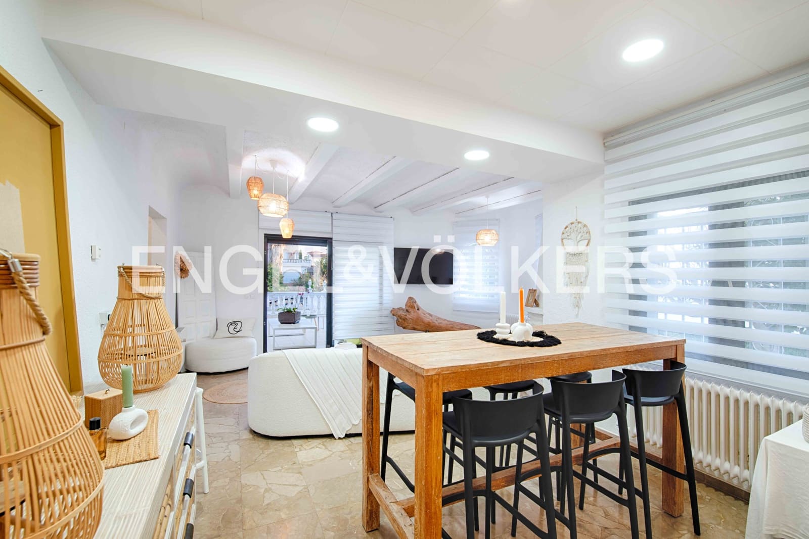 3 slaapkamer Villa te koop in Empuriabrava met zwembad garage - € 1.390.000 (Ref: 9352160)