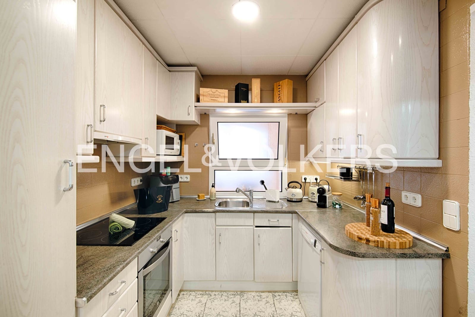 3 slaapkamer Villa te koop in Empuriabrava met zwembad garage - € 1.390.000 (Ref: 9352160)