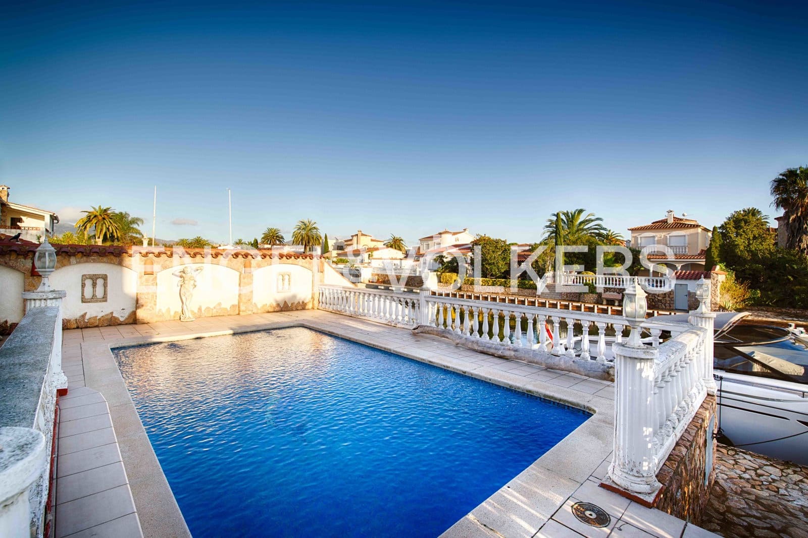 3 camera da letto Villa in vendita in Empuriabrava con piscina garage - 1.390.000 € (Rif: 9352160)