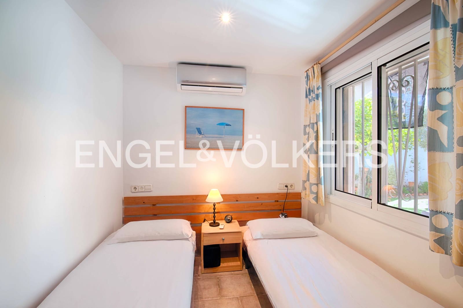 2 slaapkamer Villa te koop in Empuriabrava met garage - € 295.000 (Ref: 9378144)