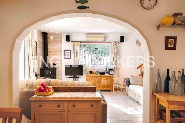 2 sovrum Villa till salu i Empuriabrava, Castelló d'Empúries med garage - 295 000 € (Ref: 9378144)