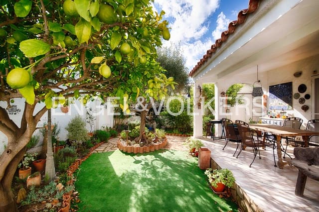 2 sovrum Villa till salu i Empuriabrava, Castelló d'Empúries med garage - 295 000 € (Ref: 9378144)