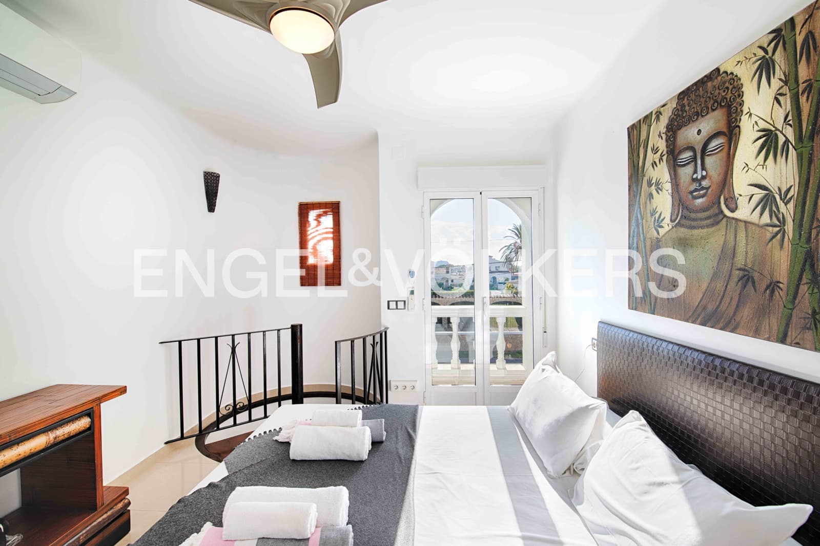 7 makuuhuone Huvila myytävänä paikassa Empuriabrava mukana uima-altaan 
autotalli - 1 450 000 € (Ref: 9378410)