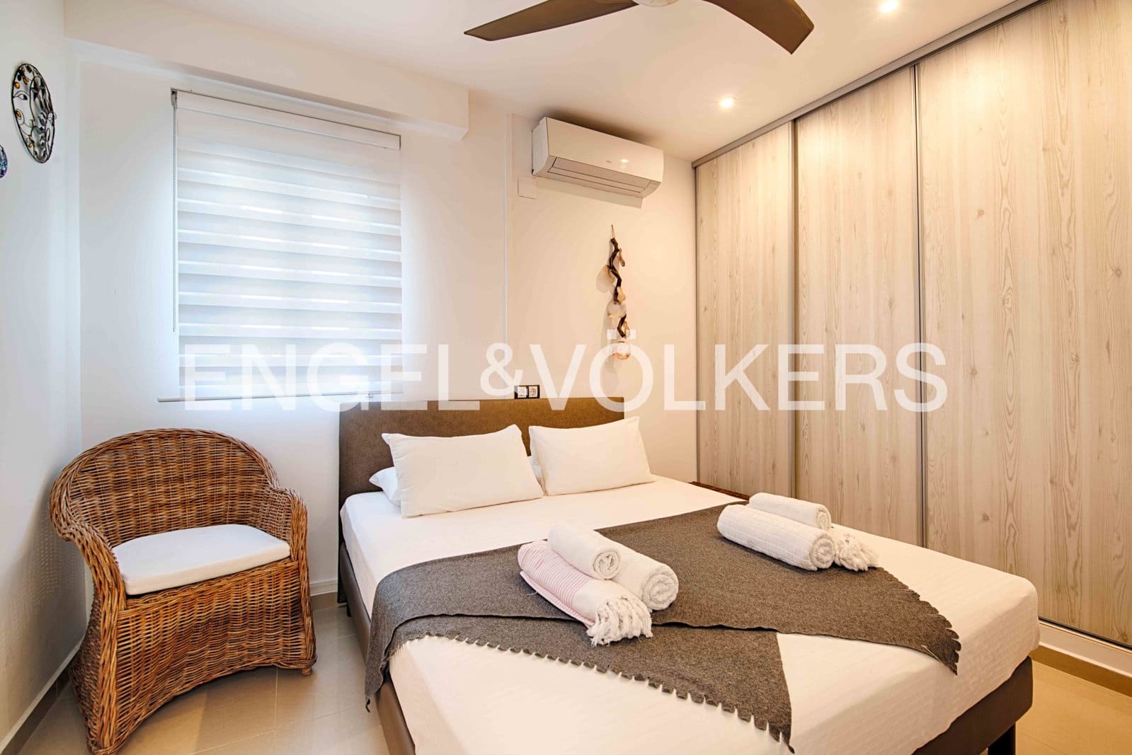 7 sovrum Villa till salu i Empuriabrava med pool garage - 1 450 000 € (Ref: 9378410)