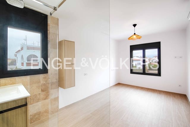 3 sovrum Lägenhet till salu i Empuriabrava, Castelló d'Empúries - 495 000 € (Ref: 9388782)