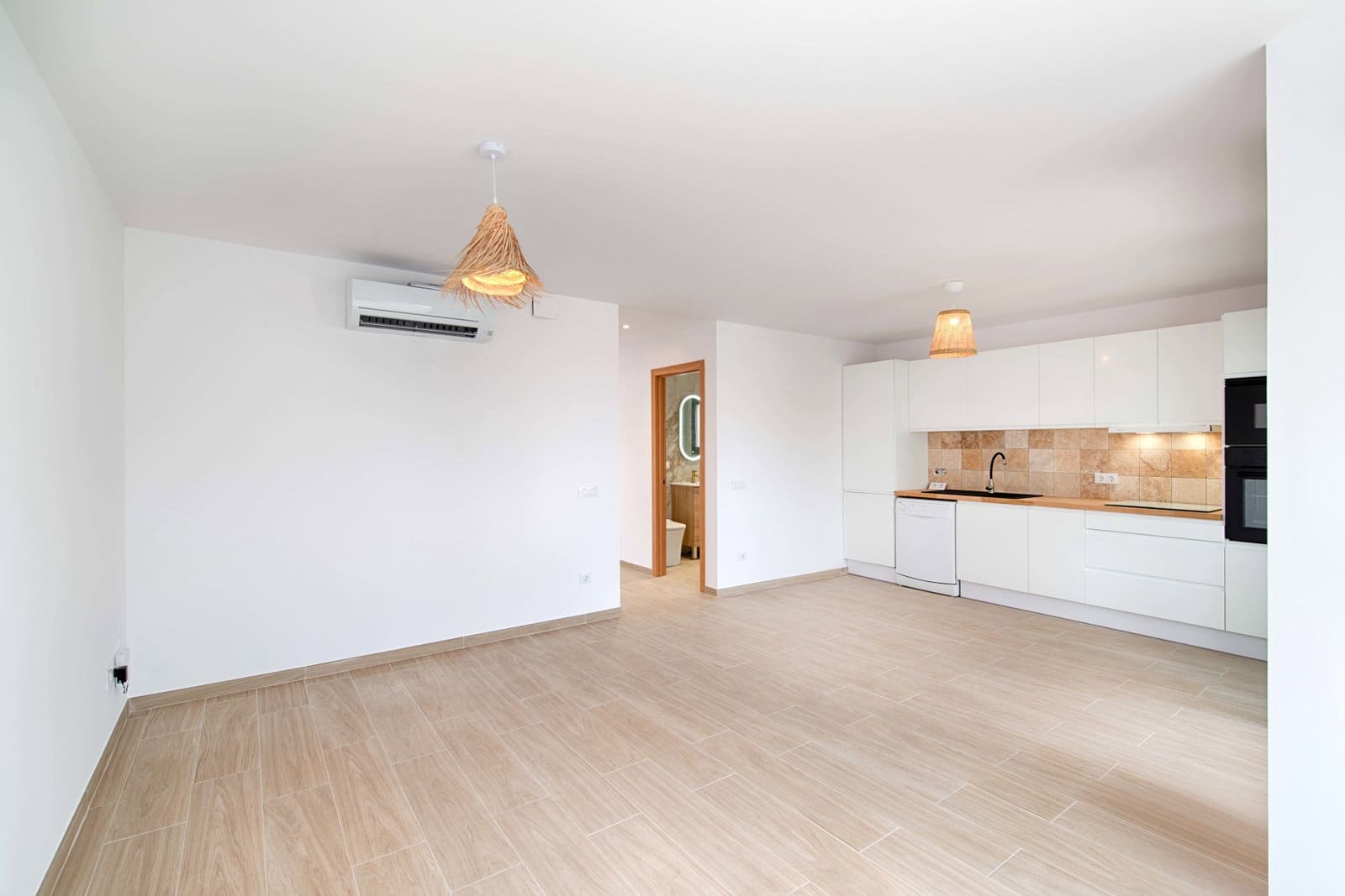 3 makuuhuone Huoneisto myytävänä paikassa Empuriabrava - 480 000 € (Ref: 9388782)