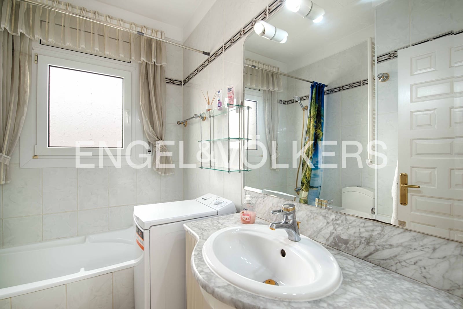 3 soverom Villa til salgs i Empuriabrava med svømmebasseng garasje - € 1 060 000 (Ref: 9394324)