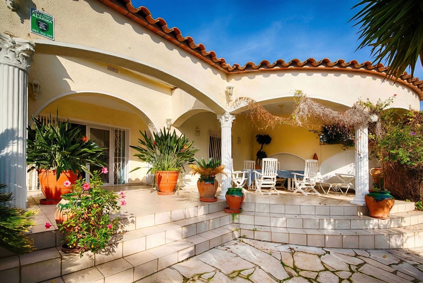 3 Zimmer Villa zu verkaufen in Empuriabrava mit Pool Garage - 1.060.000 € (Ref: 9394324)