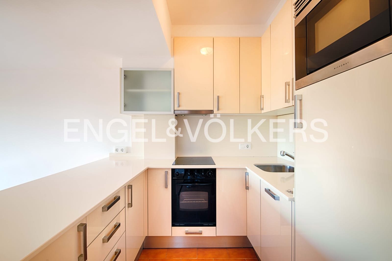 2 bedroom Apartment for sale in Empuriabrava - € 170,000 (Ref: 9394325)