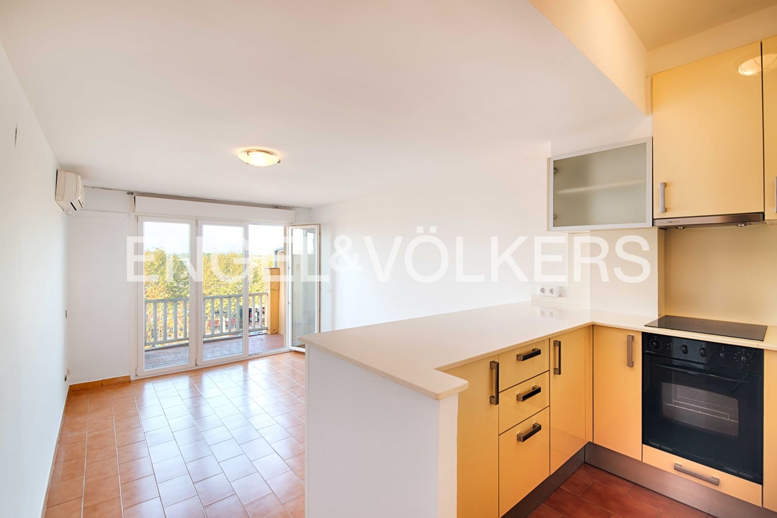 2 bedroom Apartment for sale in Empuriabrava - € 170,000 (Ref: 9394325)