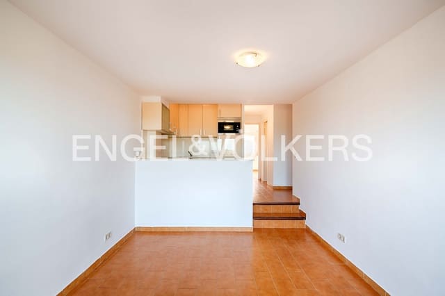 2 bedroom Apartment for sale in Empuriabrava, Castelló d'Empúries - € 170,000 (Ref: 9394325)