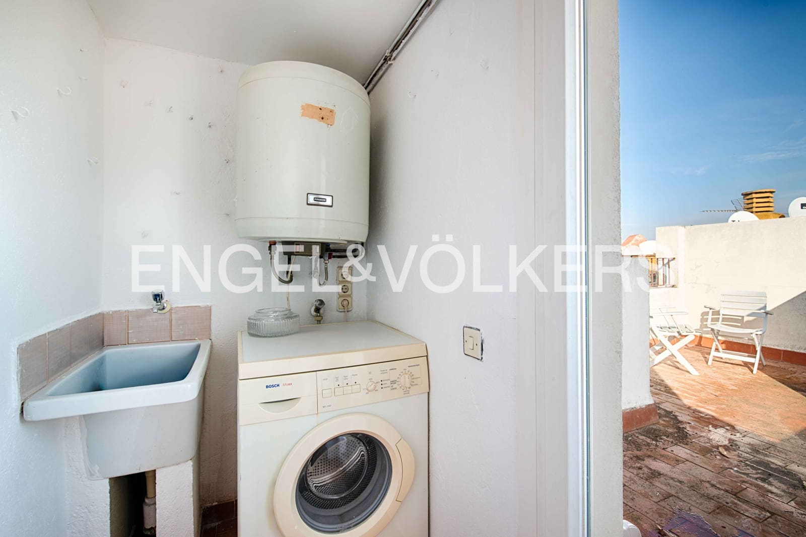 2 bedroom Apartment for sale in Empuriabrava - € 170,000 (Ref: 9394325)