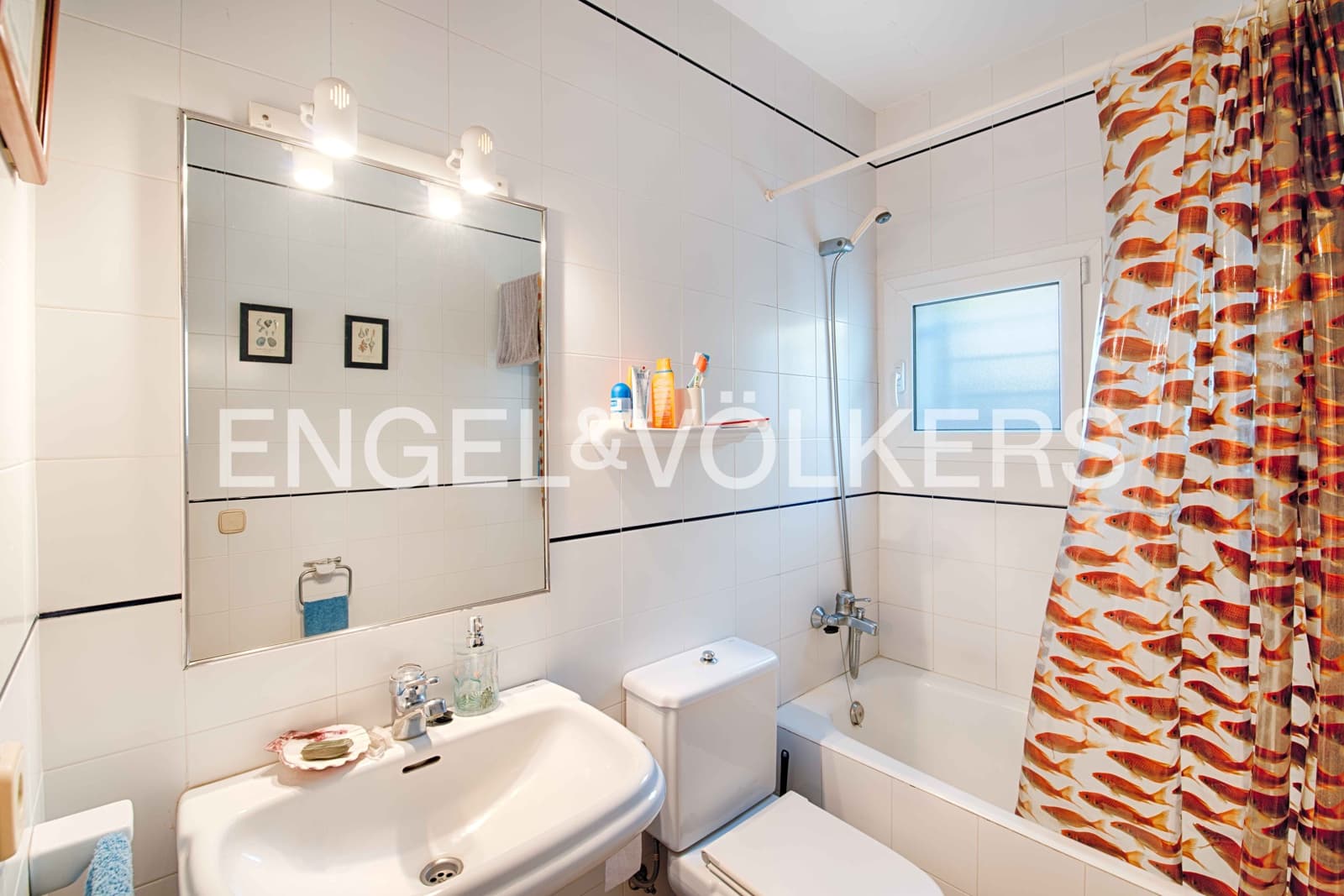 3 bedroom Villa for sale in El Port de la Selva with garage - € 780,000 (Ref: 9396759)