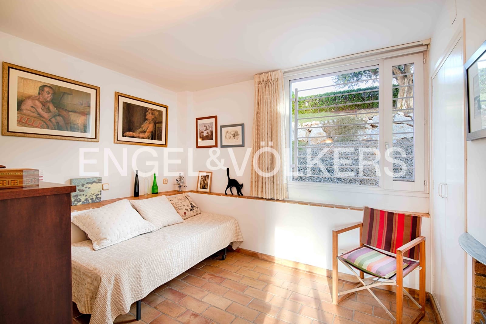 3 bedroom Villa for sale in El Port de la Selva with garage - € 780,000 (Ref: 9396759)