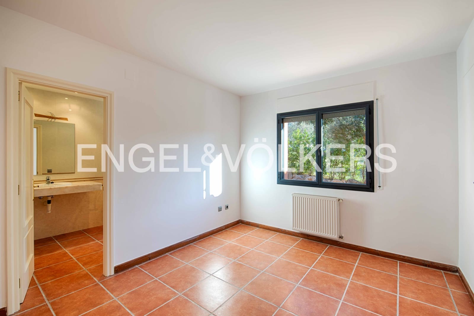 5 makuuhuone Huvila myytävänä paikassa Peralada mukana uima-altaan 
autotalli - 1 700 000 € (Ref: 9401794)