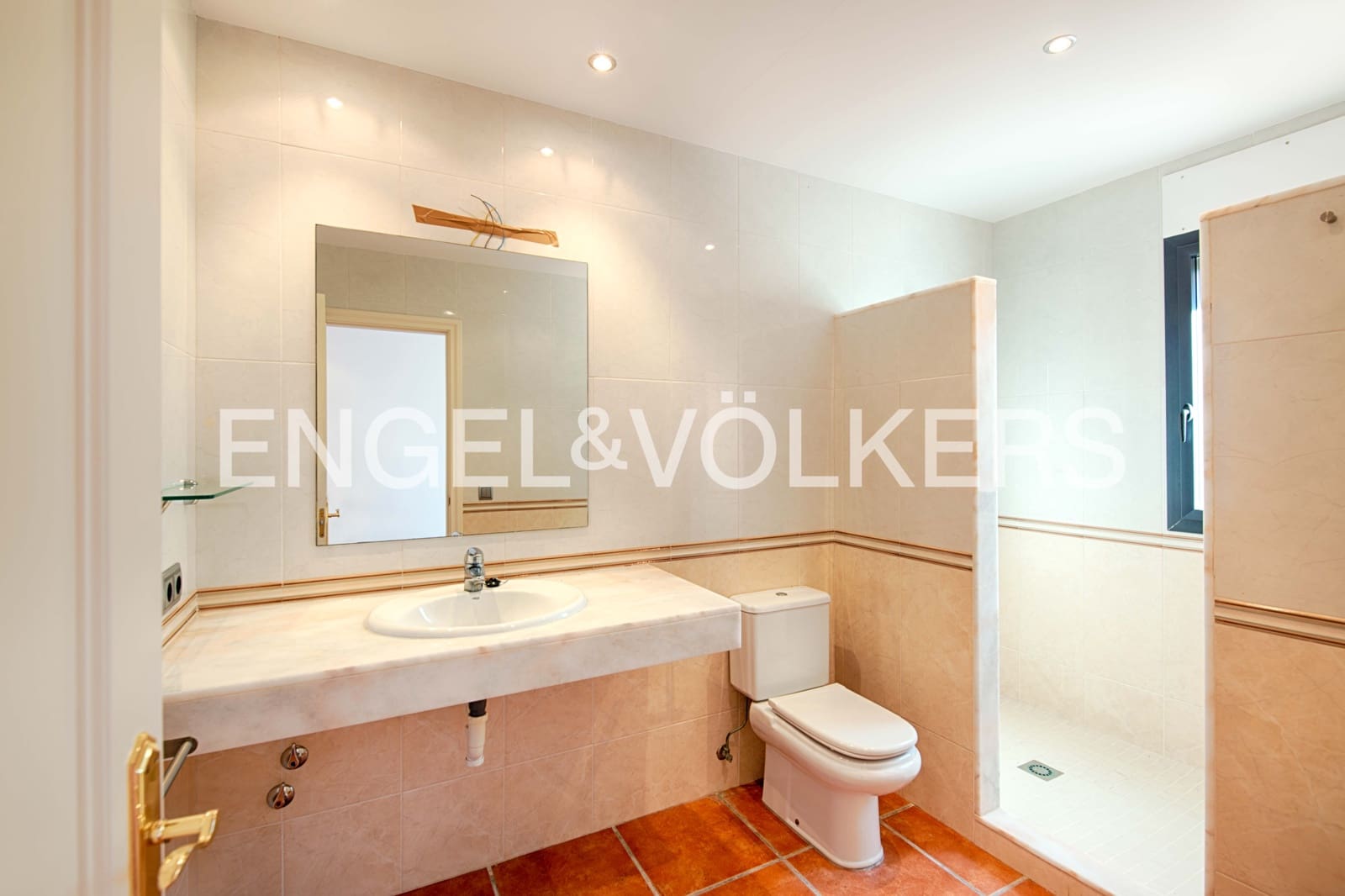 5 makuuhuone Huvila myytävänä paikassa Peralada mukana uima-altaan 
autotalli - 1 700 000 € (Ref: 9401794)