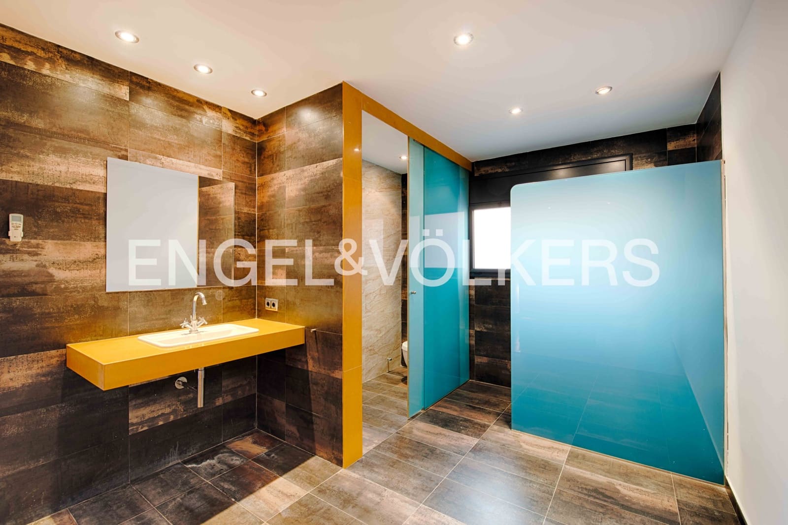 5 makuuhuone Huvila myytävänä paikassa Peralada mukana uima-altaan 
autotalli - 1 700 000 € (Ref: 9401794)