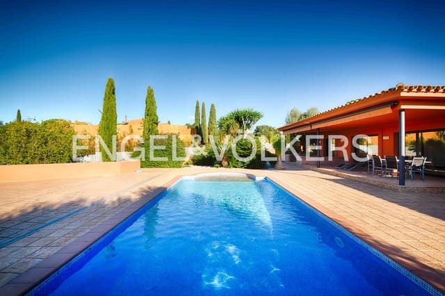 5 sovrum Villa till salu i Peralada med pool garage - 1 700 000 € (Ref: 9401794)