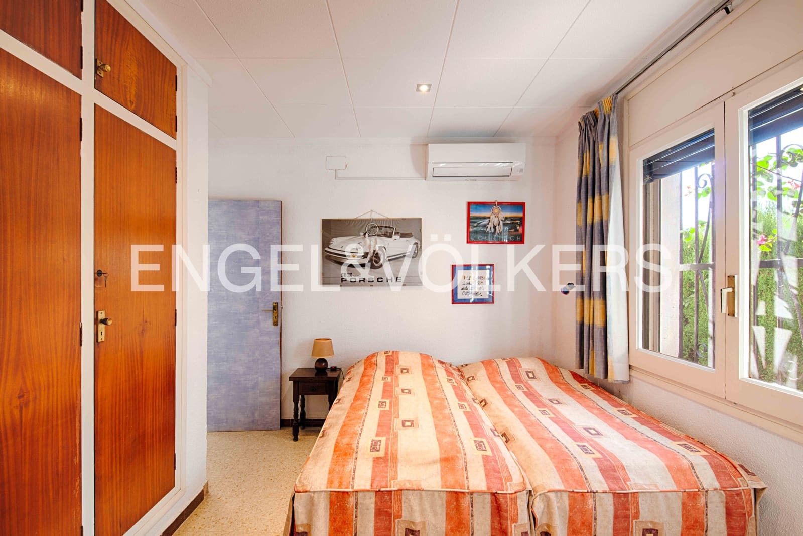 3 soverom Villa til salgs i Empuriabrava med svømmebasseng garasje - € 895 000 (Ref: 9412721)