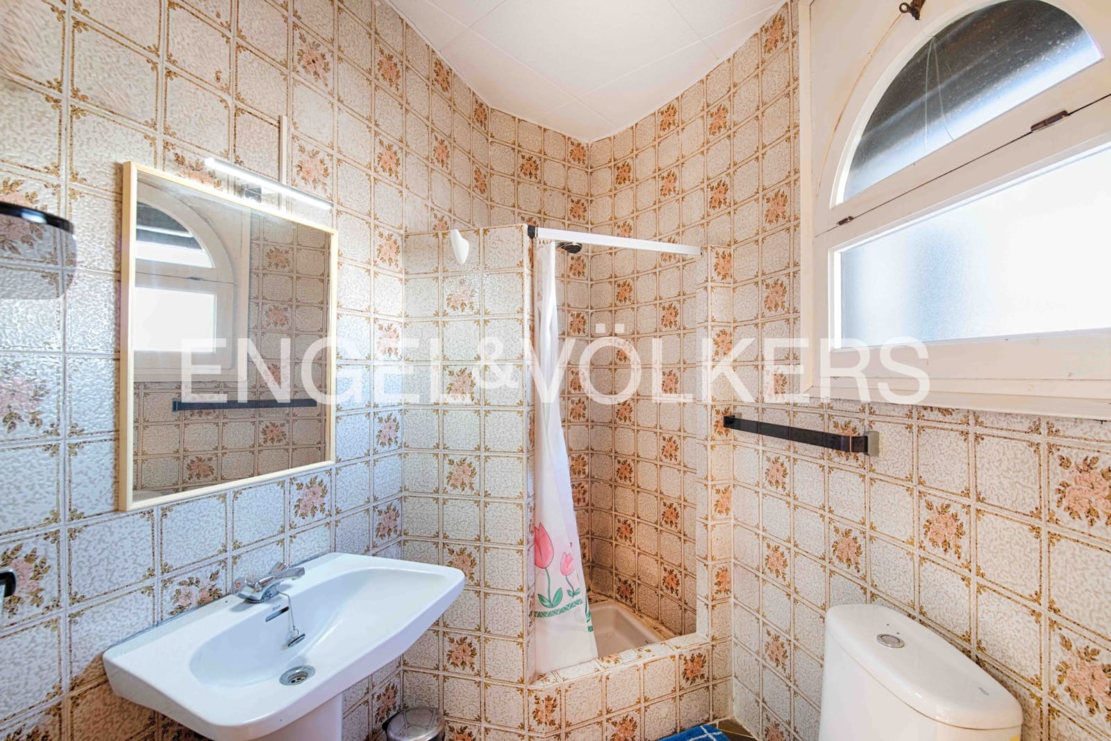 3 soverom Villa til salgs i Empuriabrava med svømmebasseng garasje - € 895 000 (Ref: 9412721)