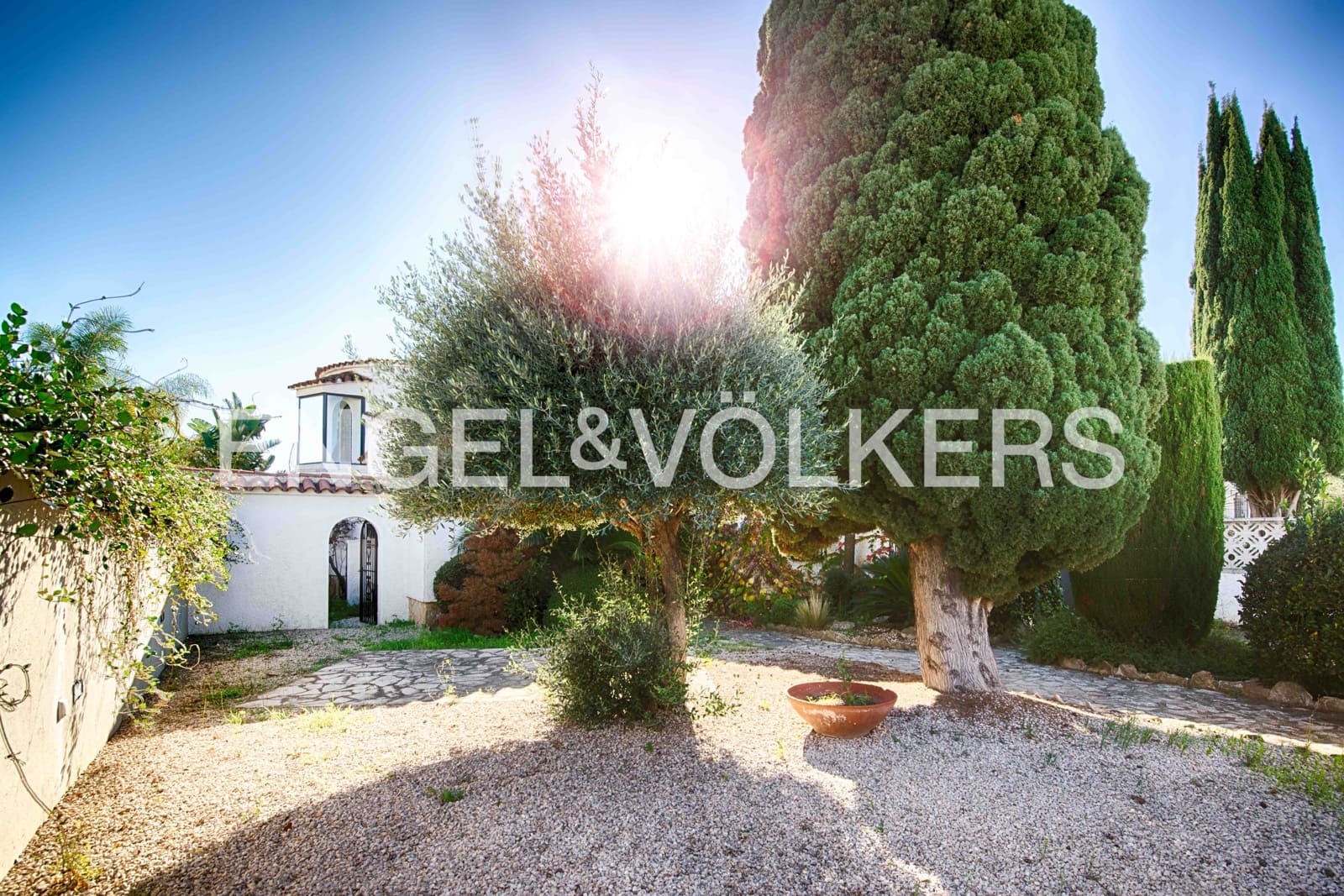 3 soverom Villa til salgs i Empuriabrava med svømmebasseng garasje - € 895 000 (Ref: 9412721)