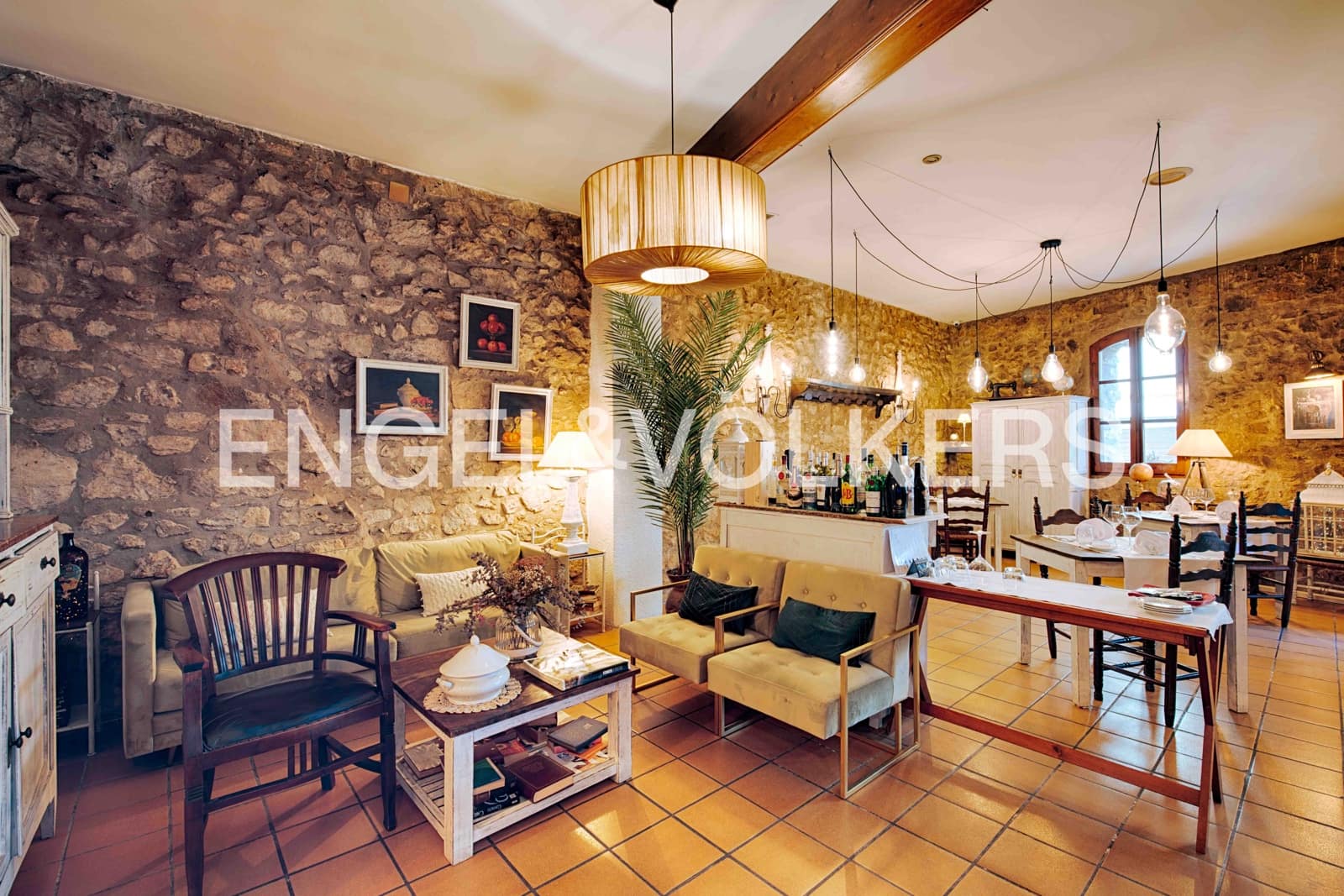 8 camera da letto Commerciale in vendita in Terrades con piscina garage - 1.250.000 € (Rif: 9412841)