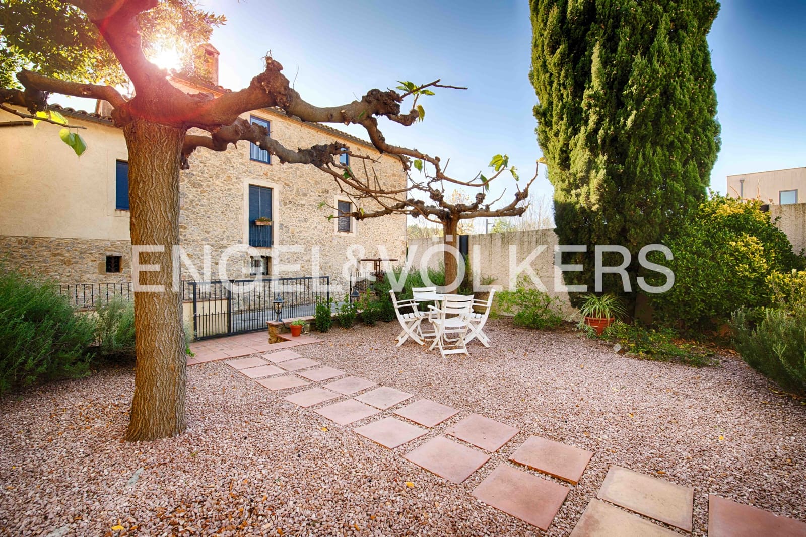 8 camera da letto Commerciale in vendita in Terrades con piscina garage - 1.250.000 € (Rif: 9412841)