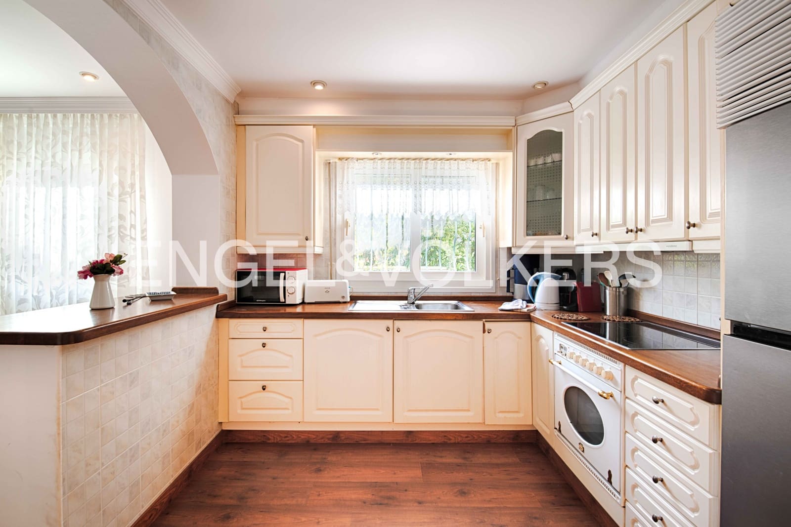 3 slaapkamer Villa te koop in Empuriabrava met zwembad garage - € 840.000 (Ref: 9413001)