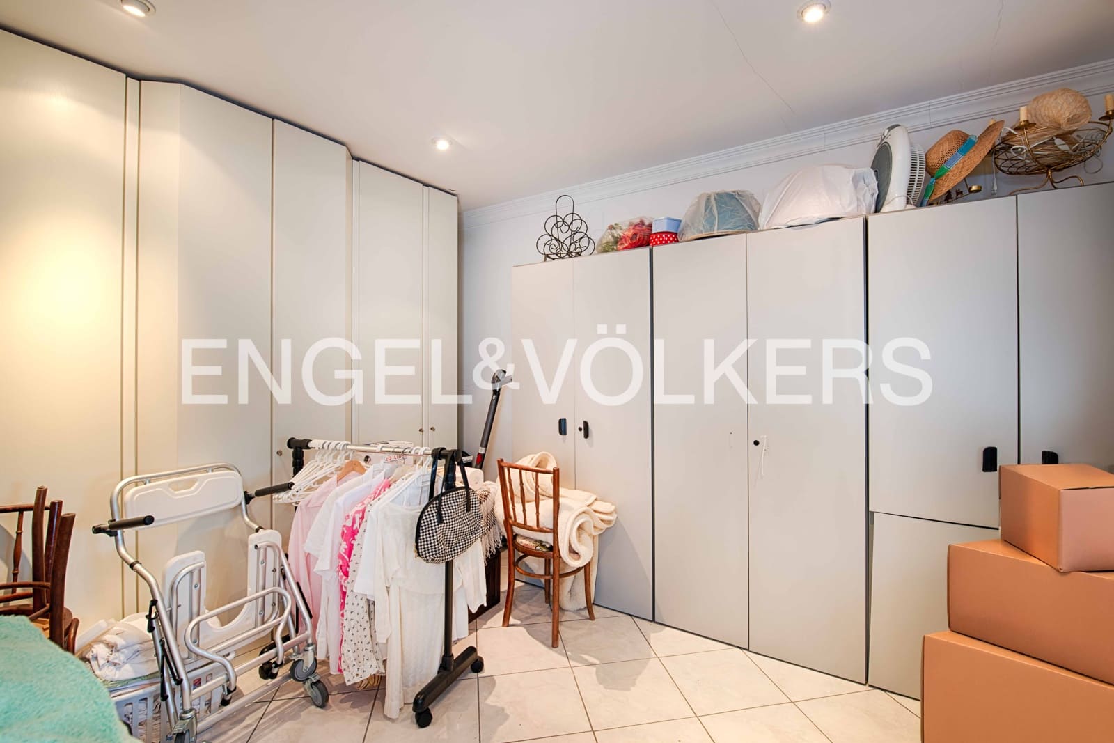 3 slaapkamer Villa te koop in Empuriabrava met zwembad garage - € 840.000 (Ref: 9413001)