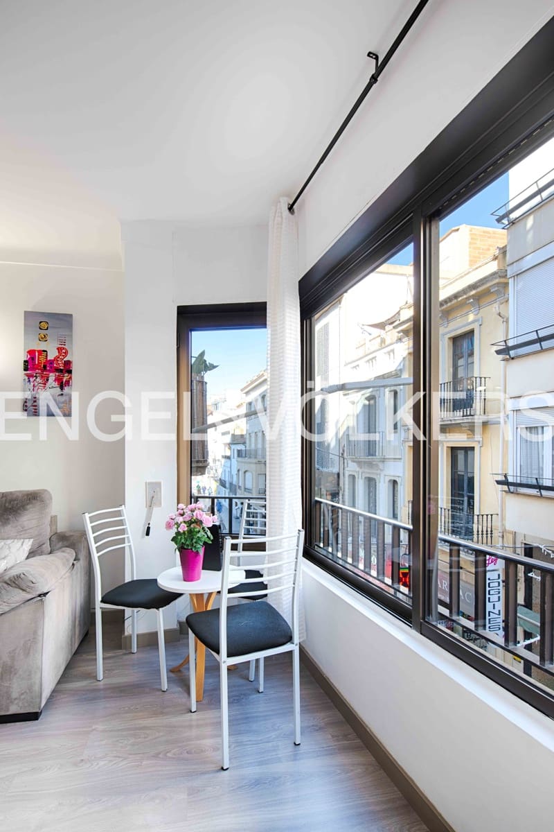 1 sovrum Lägenhet till salu i Roses - 165 000 € (Ref: 9435009)